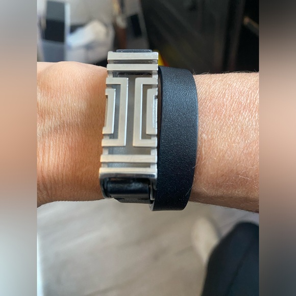 Tory Burch For Fit Bit Black leather wrap band - Picture 9 of 12